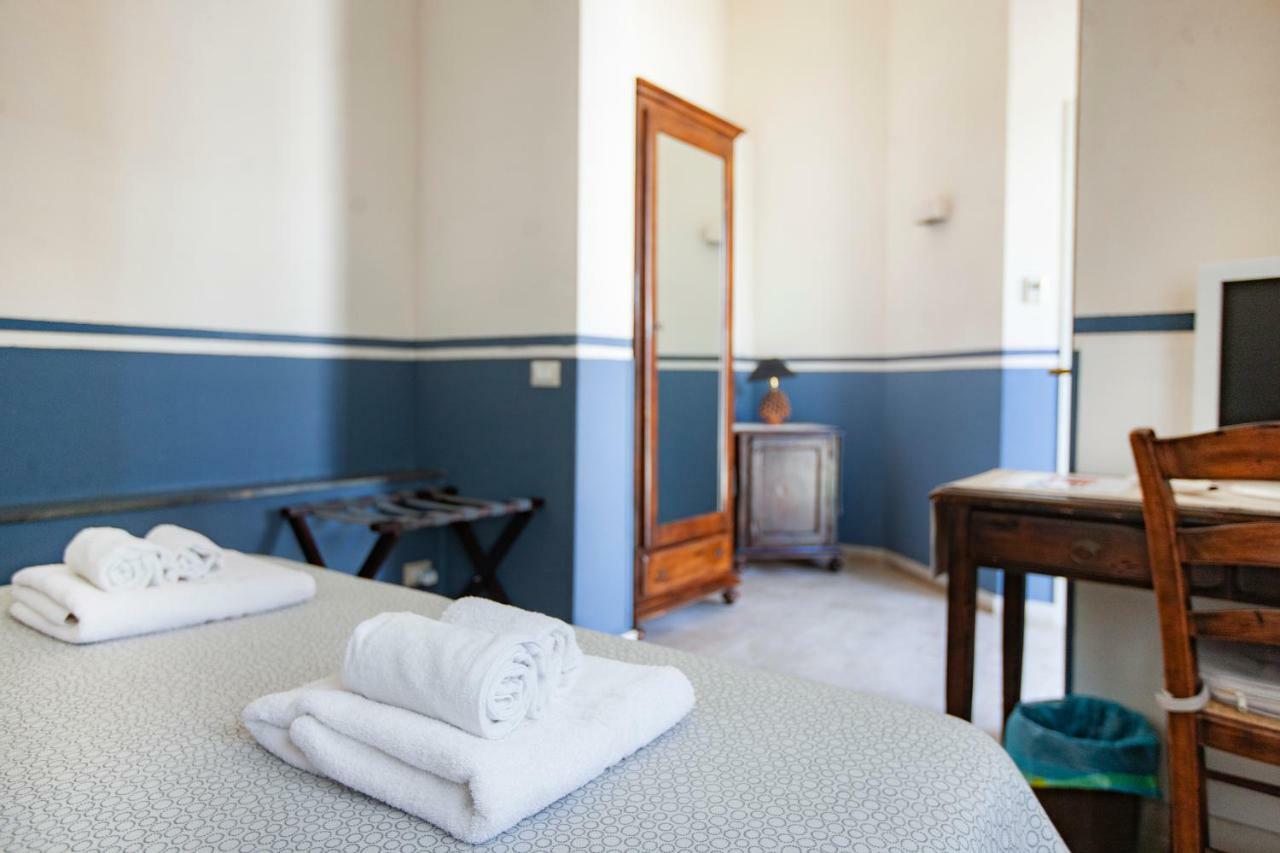 Arbaria Hotell Trapani Eksteriør bilde