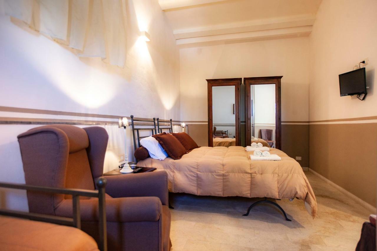 Arbaria Hotell Trapani Eksteriør bilde